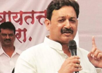 छत्रपती खासदार संभाजीराजे यांनी उपोषण सोडले