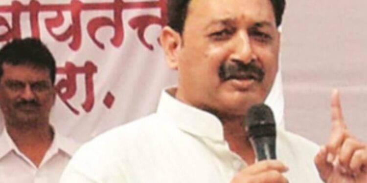 छत्रपती खासदार संभाजीराजे यांनी उपोषण सोडले