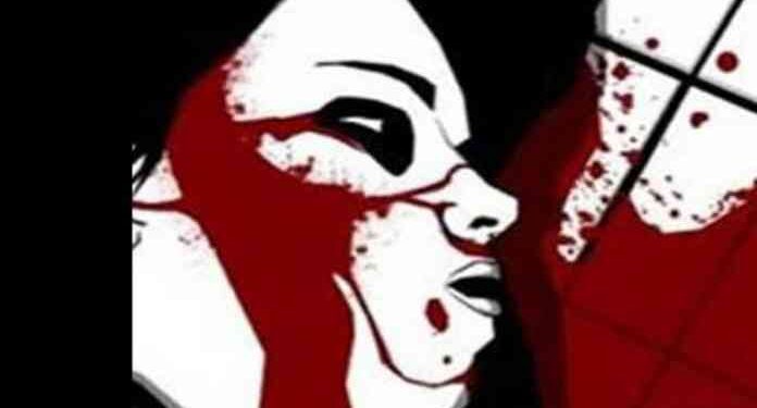 थरारक : .. अन सासूने सुनेचे मुंडके घेऊन गाठले पोलीस ठाणे!