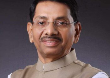 शिवसेनेच्या संभाव्य विभाजित मतांमुळे देवकरांना होणार फायदा ?