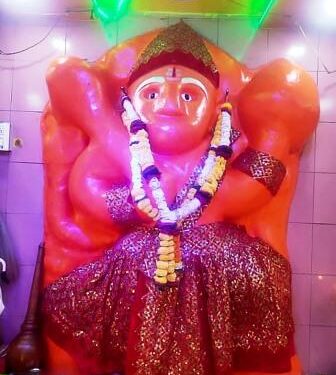 लोण्याने साकारलेल्या स्वयंभू मूर्तीचे तीर्थक्षेत्र ‘अवचित हनुमान’