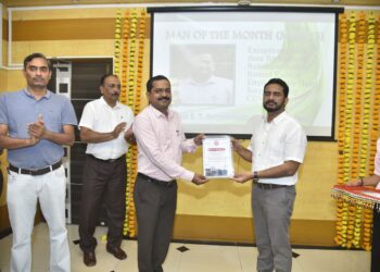 भुसावळ विभागातील सहा रेल्वे कर्मचाऱ्यांचा गौरव