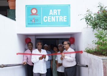 डॉ.उल्हास पाटील यांच्या ३६ वर्षाच्या प्रदिर्घ वैद्यकीय सेवेचे निमित्‍त साधत एआरटी सेंटरचे उद्घाटन