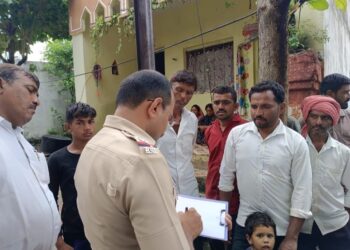 दागिन्यांसह रोख मुद्देमाल चोरी ; गुन्हा दाखल