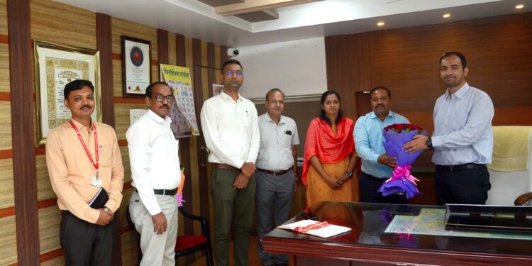 सर्वोत्तम शिक्षणासाठी गुणवत्ता, तंत्रज्ञानाची घेणार मदत