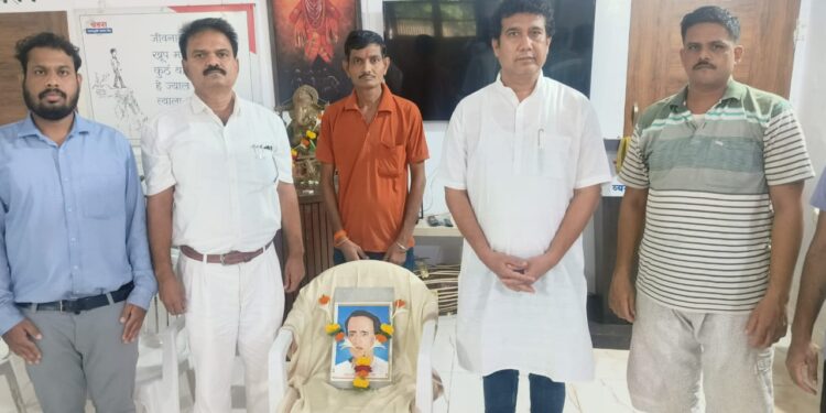 अण्णाभाऊ साठे जयंतीनिमित्त व्याख्यानाद्वारे मार्गदर्शन