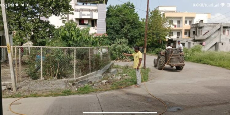 गणेश कॉलनी, थेपडे नगर भागात जंतूनाशके फवारणी मोहिम  