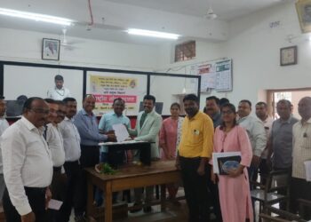 संगिता लाड खान्देश हिरकणी पुरस्काराने सन्मानित