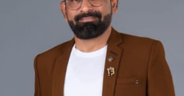 जामनेर येथील उद्योजकाच्या हस्ते मिळाले मोहम्मद सिराजला  “मॅन ऑफ द मॅच”