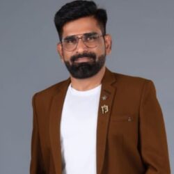 जामनेर येथील उद्योजकाच्या हस्ते मिळाले मोहम्मद सिराजला  “मॅन ऑफ द मॅच”