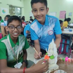 गोदावरी इंग्लिश मिडीयम स्कूलमध्ये गणपती बाप्पाच्या आगमनाची चाहूल