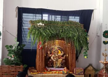 ग्रामीण संस्कृती दाखविणार्‍या देखाव्यात थाटात गणपती बाप्पा विराजमान