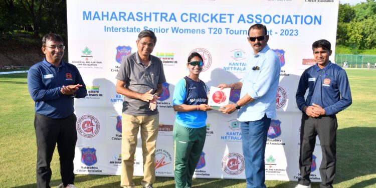 महाराष्ट्र क्रिकेट असोसिएशन आंतरराज्य वरिष्ठ महिला टि-२० क्रिकेट स्पर्धेत पश्चिम बंगाल आघाडीवर