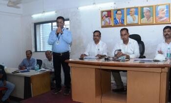 नगरपालिकेने स्वच्छता, घरकुलसह कर वसूलीमध्ये अपेक्षित काम करावे- जिल्हाधिकारी  