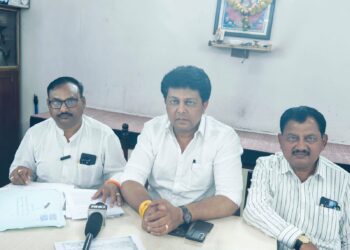 एरंडोलच्या कुस्ती आखाडा बांधकामात मुख्याधिकाऱ्यांच्या संगनमताने गैरव्यवहार