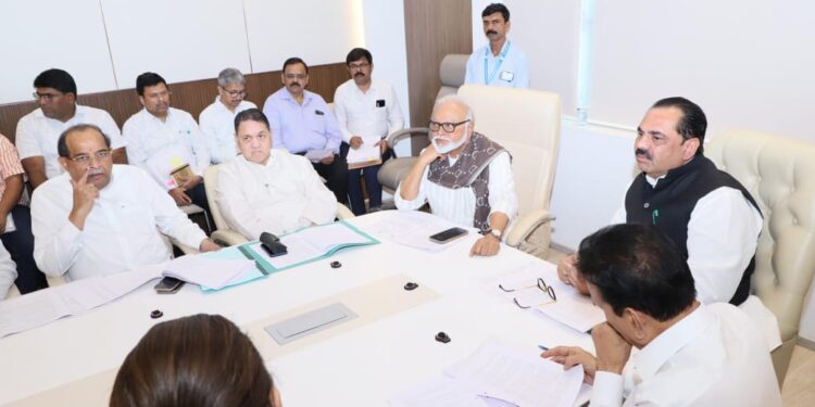 जळगाव जिल्ह्यातील १४ तालुक्यातील ६७ महसूली मंडळामध्ये दुष्काळसदृश्य परिस्थिती जाहीर