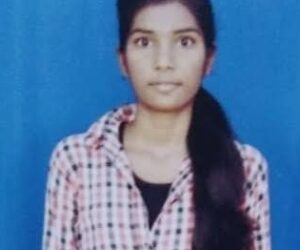 विद्यार्थिनीला ३२ लाख ६१ हजार रुपये नुकसान भरपाई देण्याचा आदेश