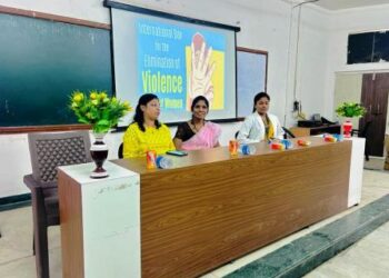 गोदावरी नर्सिंग महाविद्यालयात आंतरराष्ट्रीय महिला हिंसाचार निर्मूलन दिवसानिमित्‍त मार्गदर्शन