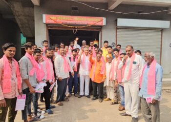 धरणगाव शहरात बीआरएस पक्षाचे गुलाबी वादळ