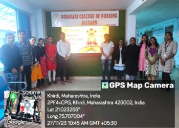 गोदावरी नर्सिंग महाविद्यालयात संविधान पत्राचे सामूहिक वाचन