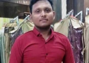 तरुणाची गळफास लावून घेत आत्महत्या