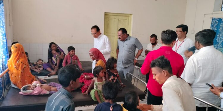 अशुद्ध पाणी पिल्याने २९ मजुरांना विषबाधा, २२ बालकांचा समावेश