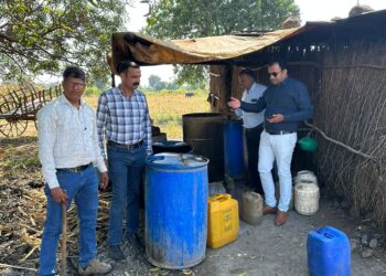 देऊळवाड्यात राज्य उत्पादन शुल्काने ५ लाखांचा मुद्देमाल केला जप्त