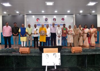 साहित्यिकांनी ‘टुल किट’ सारखे काम करावे- डॉ. भालचंद्र नेमाडे