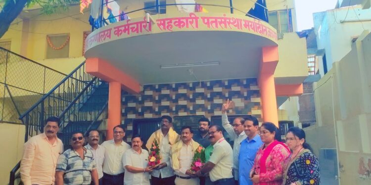 जिल्हा रुग्णालय कर्मचारी पतसंस्थेवर चेअरमनपदी दिलीप गायकवाड