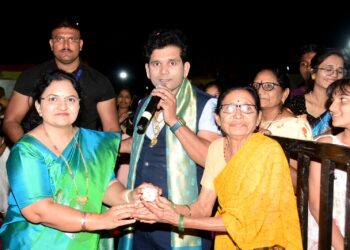 शिवसेनेची मशाल निशाणी ठेवा लक्षात…वैशालीताईंना पाठवा तुम्ही विधानभवनात !