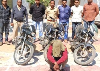 दुचाकी चोरट्याला अटक, शासकीय रुग्णालयातून केली होती चोरी