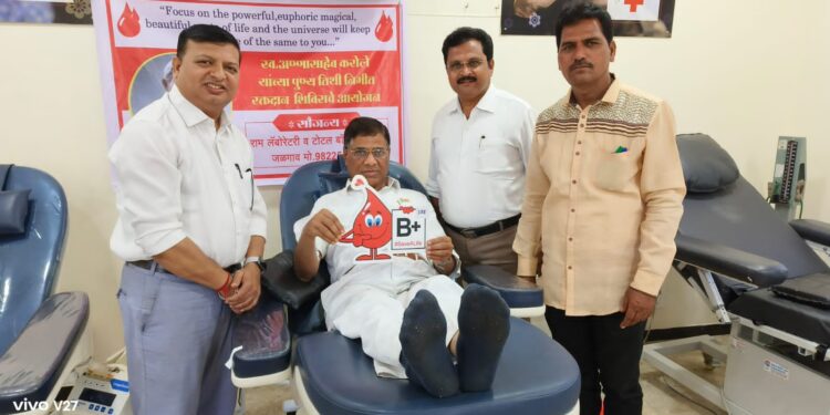 संयुक्त अरब अमिरातीमधील बीएपीएस मंदिराच्या उद्घाटन सोहळ्याचे अशोक जैन यांना निमंत्रण