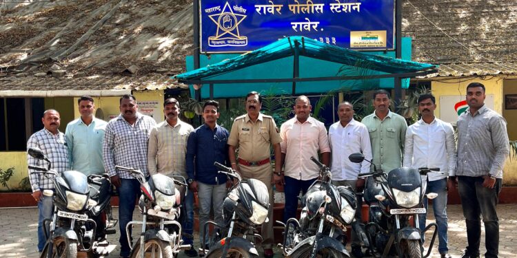 रावेर पोलिसांकडून दुचाकीचोराला शिताफीने अटक