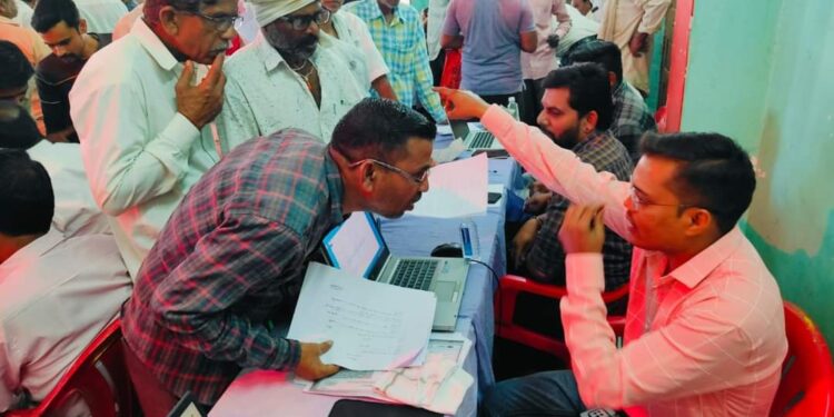 पीएम किसान निधीच्या अडीअडचणी सोडविण्यासाठी शिबीर उत्साहात