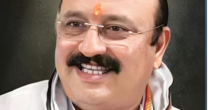 एकनाथ खडसे स्वार्थी, पवारांचा विश्वासघात करून भाजपकडून सुनेला तिकीट मिळवले