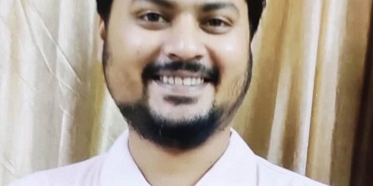 भरधाव कारने धडक दिल्याने पादचारी तरुणाचा मृत्यू