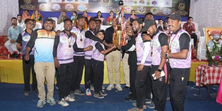 बंजारा प्रीमियरलीग मध्ये सेवालाल प्रतिष्ठान संघ विजेता; बंजारा प्रीमियर लीग स्पर्धा उत्साहात