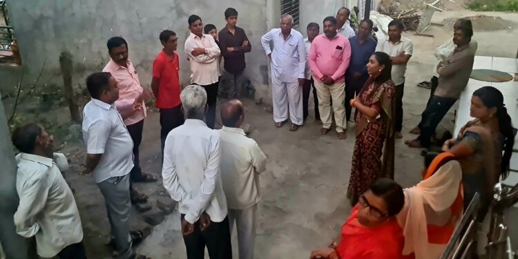 डॉ.केतकीताई पाटील यांचे संपर्क अभियान