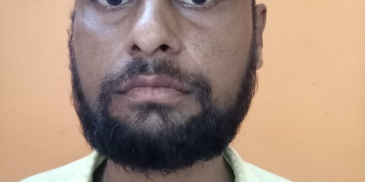 चॉपरसह हद्दपार गुन्हेगाराला जळगावात अटक