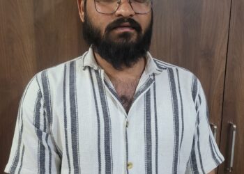 तलवार घेऊन जळगावात दहशत, तरुणाला अटक