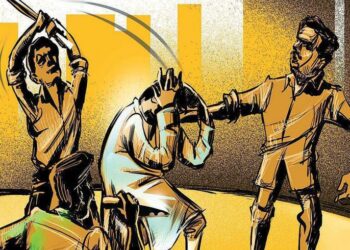 दारूसाठी पैसे न दिल्याने काचेच्या बाटलीने केली मारहाण