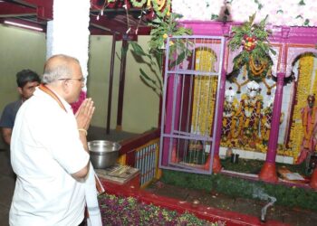 राष्ट्रवादी काँग्रेस पक्षाचे उमेदवार श्रीराम पाटील यांनी श्रीराम नवमीनिमित्त रावेर, मुक्ताईनगर, सावदा येथे घेतले दर्शन