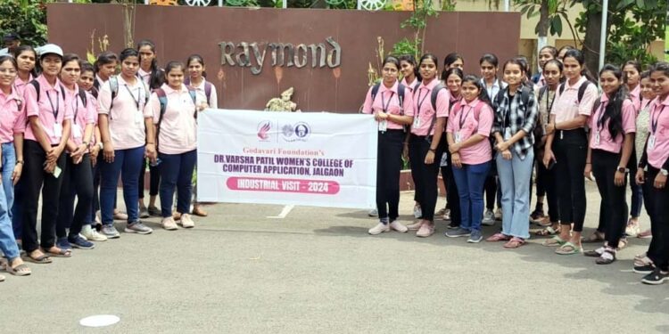 गोदावरी इन्स्टिट्यूट ऑफ मॅनेजमेंट अँड रिसर्च महाविदयालयाची रेमंड कंपनीला औदयोगिक अभ्यास भेट