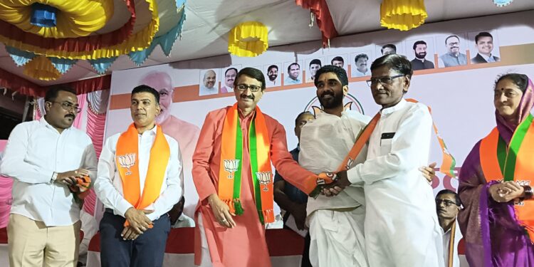 पाचोर्यातील माळी समाज महासंघाचे मा.जिल्हाध्यक्ष विठ्ठल महाजन यांचा भाजपात प्रवेश