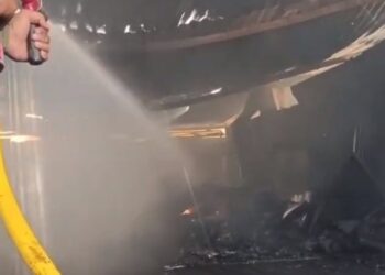 मार्बल कारखान्याला आग, हजारोंचे साहित्य जळून खाक