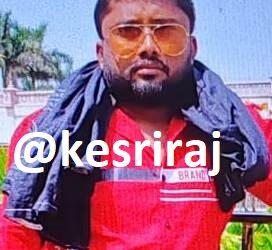 तरुण मजुराची झाडाला गळफास घेऊन आत्महत्या