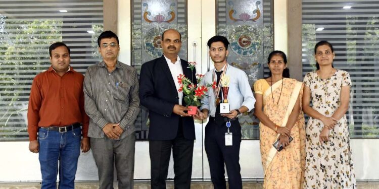 गोदावरी अभियांत्रिकीचा शारीक शाह याचे किक बॉक्सिंग मध्ये घवघवीत यश