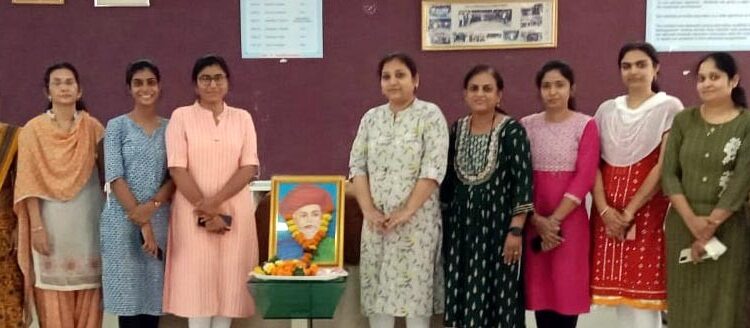 महात्मा ज्योतिबा फुले यांच्या जयंती निमित्त अभिवादन