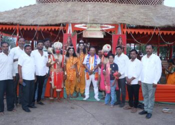 राष्ट्रवादीच्या श्रीरामाने घेतले बोदवडच्या शिरसाळे येथे हनुमान दर्शन