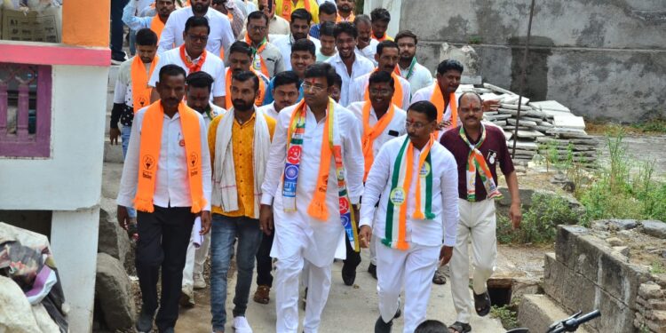 शिरसोली, चिंचोली धानवड येथे महाविकास आघाडीचे उमेदवार करण पवार यांचे जोरदार स्वागत